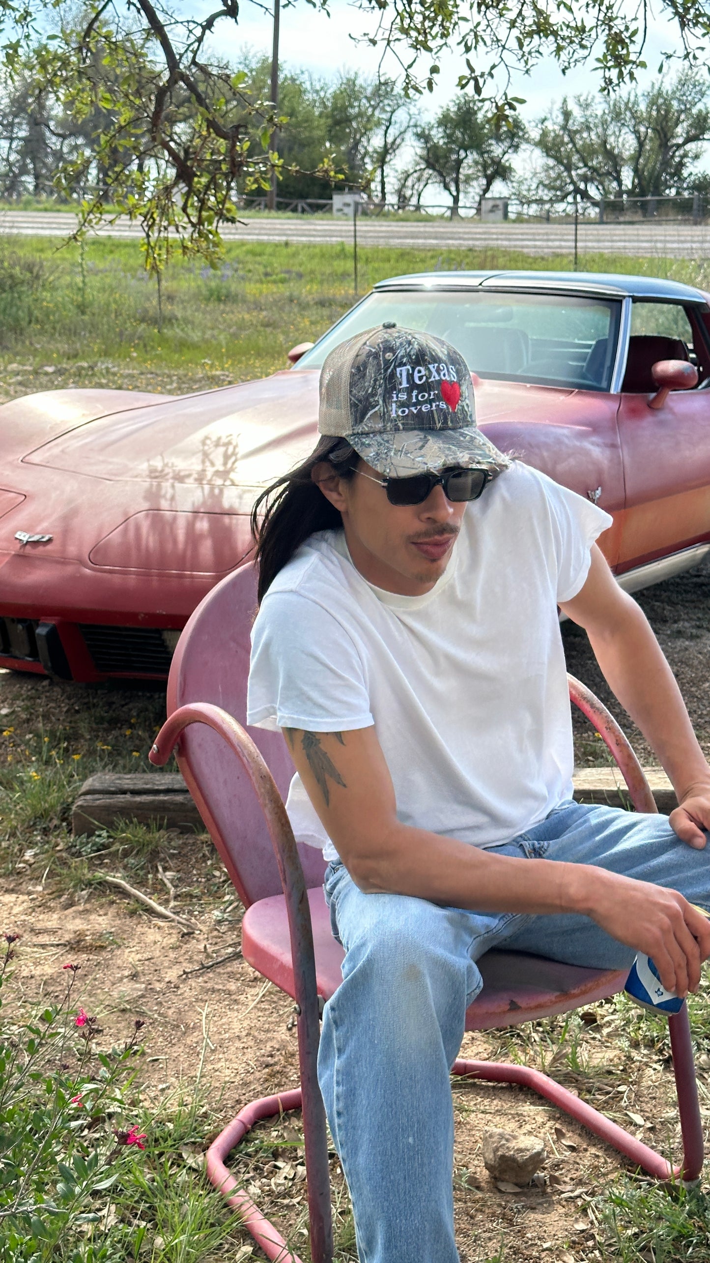 TEXAS IS FOR LOVERS - CAMO TRUCKER HAT